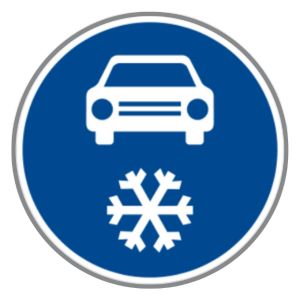 Dopravní značka přikázaného použití zimní výbavy – zimní pneumatiky